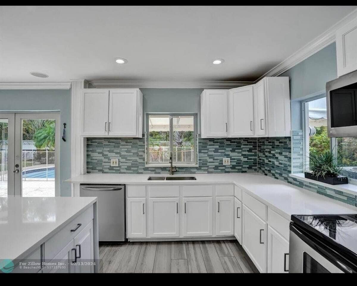 3036 NE 19TH Street, Fort Lauderdale, FL 33305 36