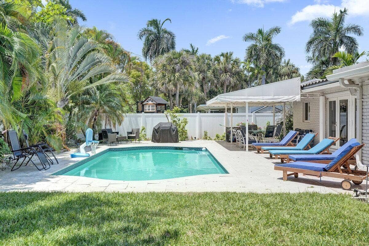 3036 NE 19TH Street, Fort Lauderdale, FL 33305 02