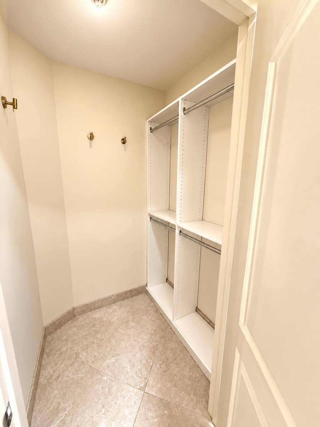 801 S OLIVE Avenue, #1027, West Palm Beach, FL 33401 Fitted Walk-In Closet
