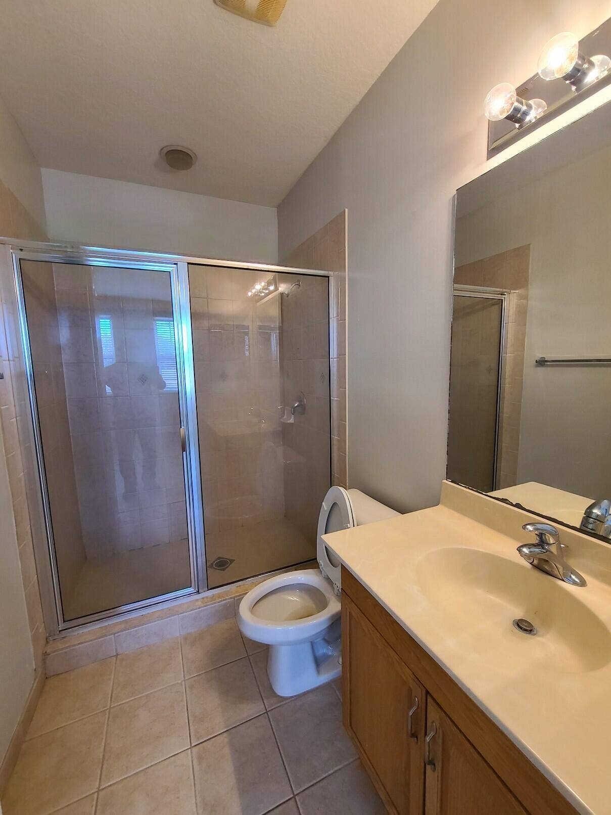 590 AMADOR Lane, #6, West Palm Beach, FL 33401 20211115_104955_copy_1209x1612