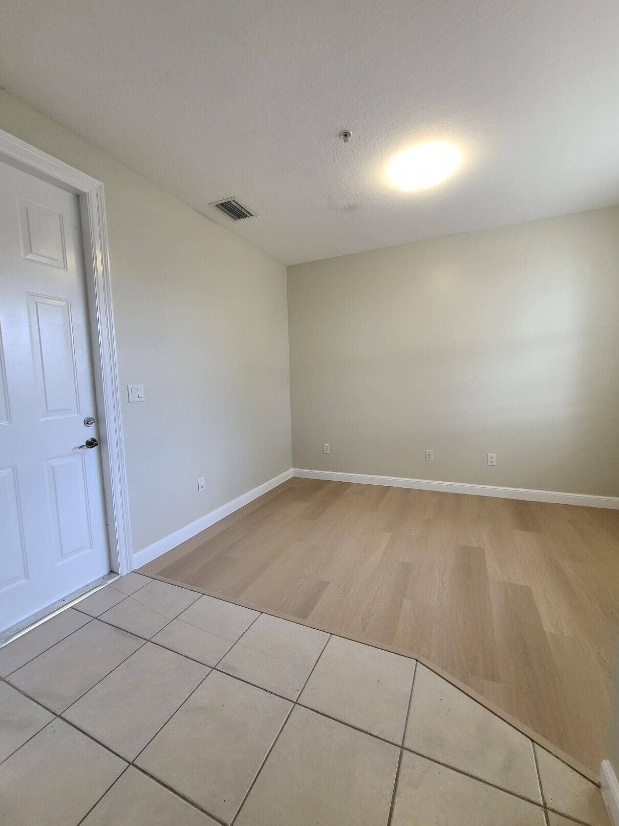 590 AMADOR Lane, #6, West Palm Beach, FL 33401 20211115_104430_copy_1209x1612