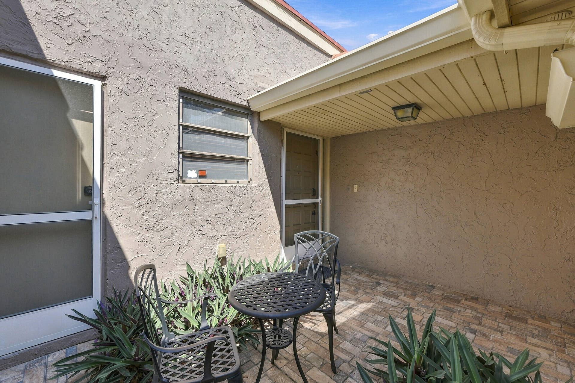1101 SAINT ANDREWS Road, #4, Hollywood, FL 33021 Courtyard