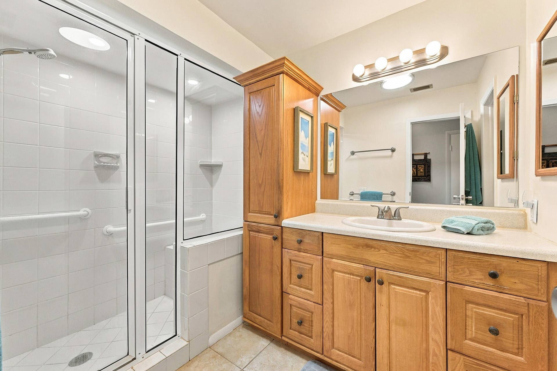 1101 SAINT ANDREWS Road, #4, Hollywood, FL 33021 Bathroom 1