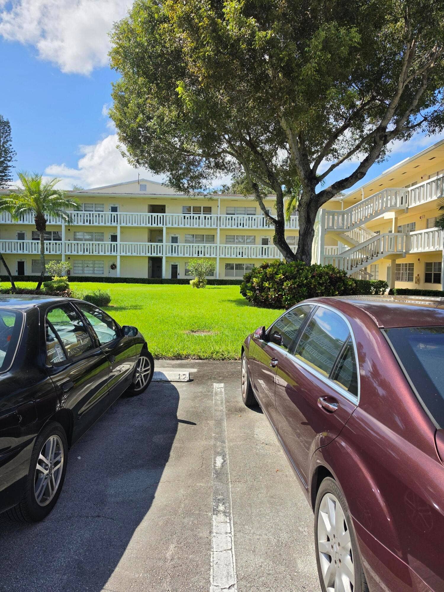 235 Dorset Drive, #235, Boca Raton, FL 33434 235 DORSET F - BYULDING EXTERIOR