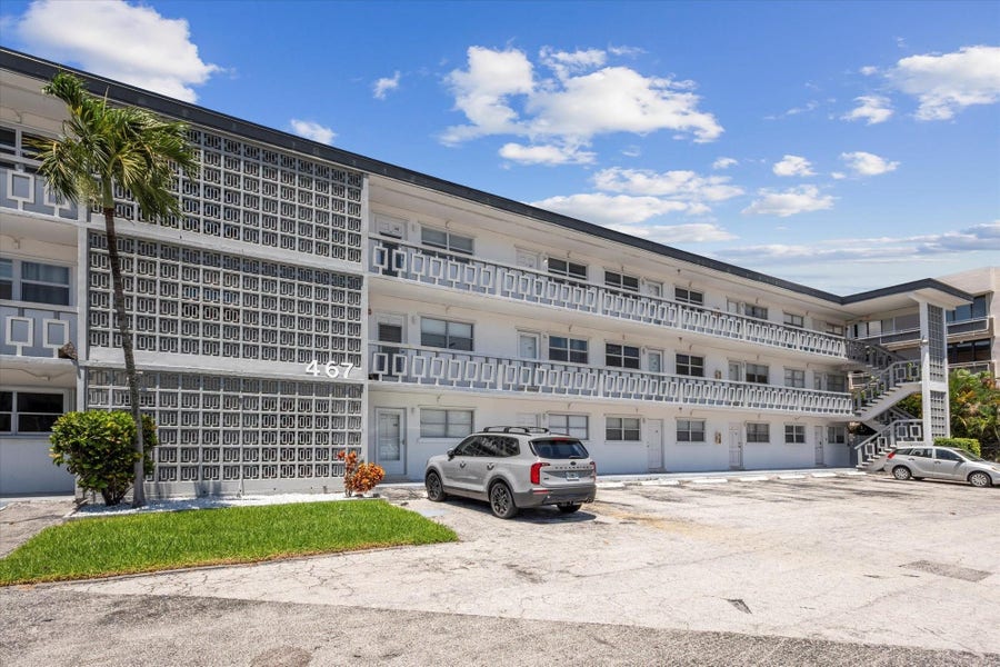 Property photo for 467 GOLDEN ISLES Drive, #206, Hallandale Beach, FL