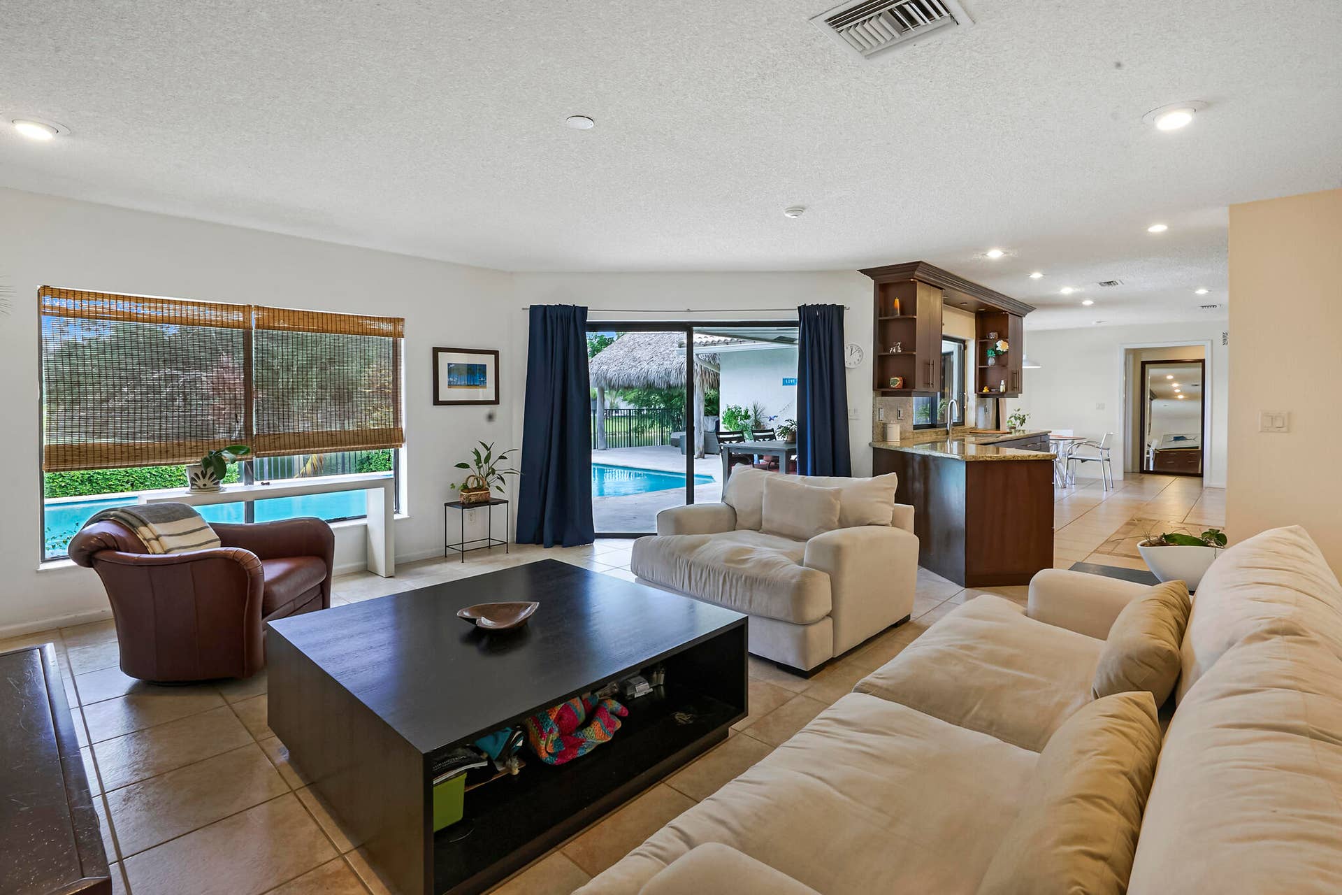 9681 NW 10TH Court, Plantation, FL 33322 RR_9681 NW 10th Ct_199