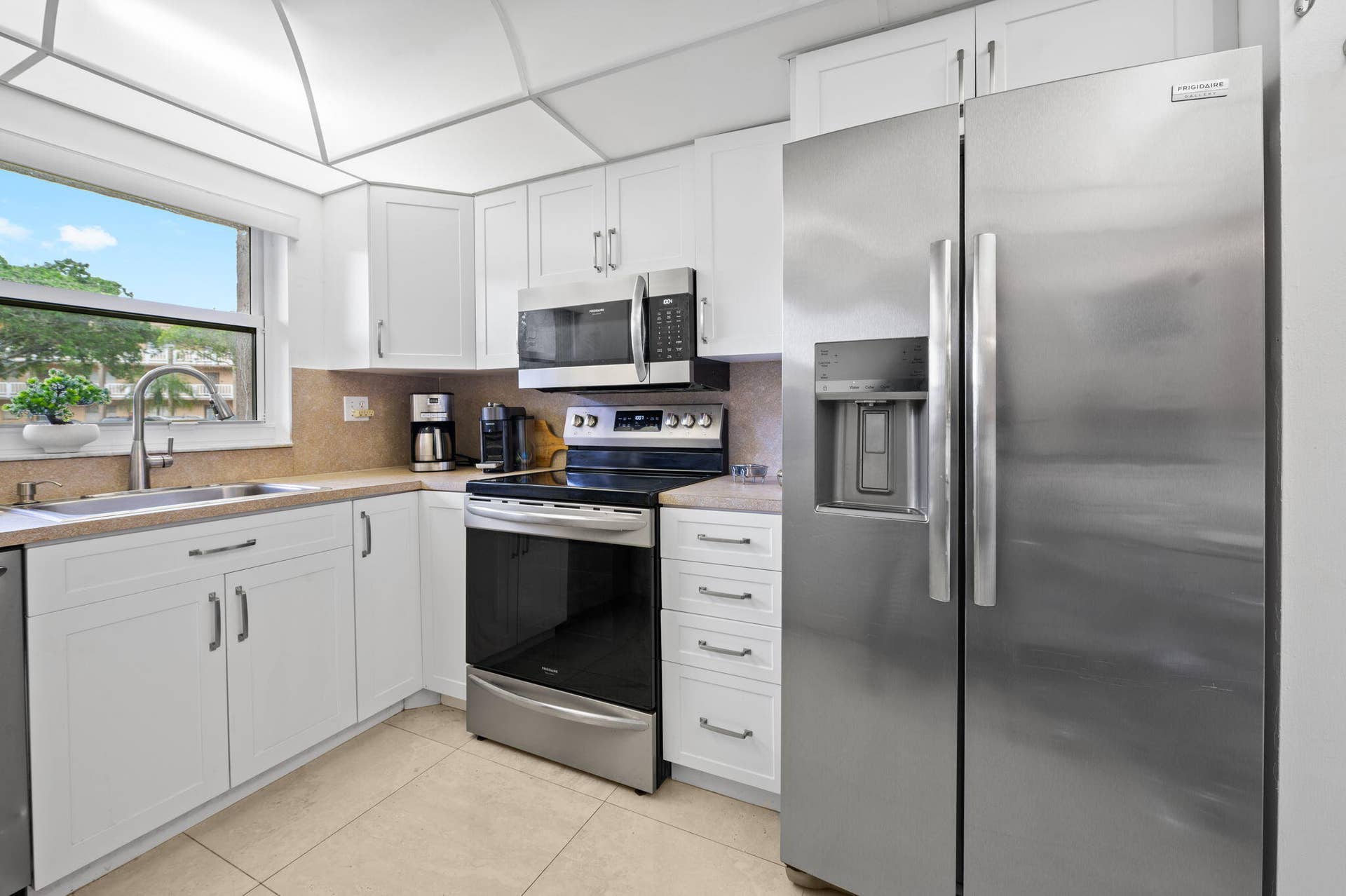 9330 SUNRISE LAKES Boulevard, #104, Sunrise, FL 33322 12-web-or-mls-9330-sunrise-lakes-blvd-bu