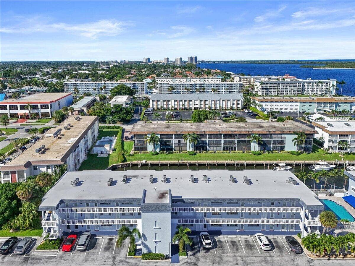 131 Doolen Court, #207, North Palm Beach, North Palm Beach, FL 33408 Aerial
