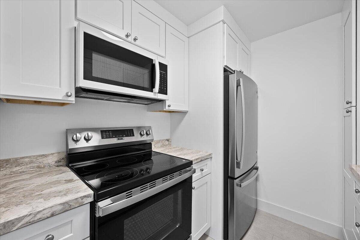 131 Doolen Court, #207, North Palm Beach, North Palm Beach, FL 33408 Kitchen