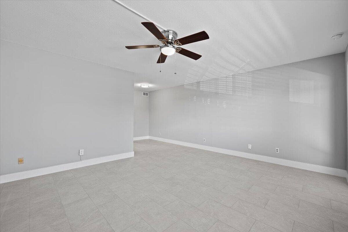 131 Doolen Court, #207, North Palm Beach, North Palm Beach, FL 33408 Living Room