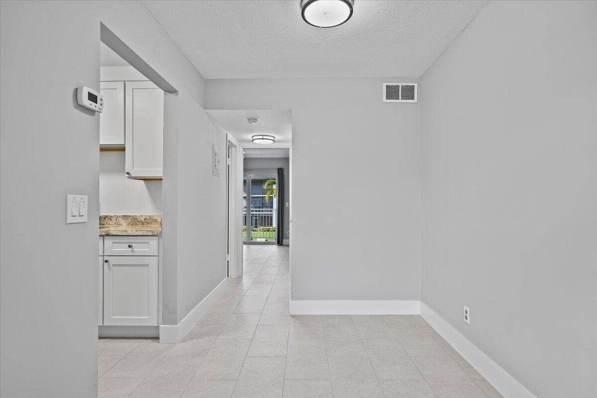 131 Doolen Court, #207, North Palm Beach, North Palm Beach, FL 33408 Living