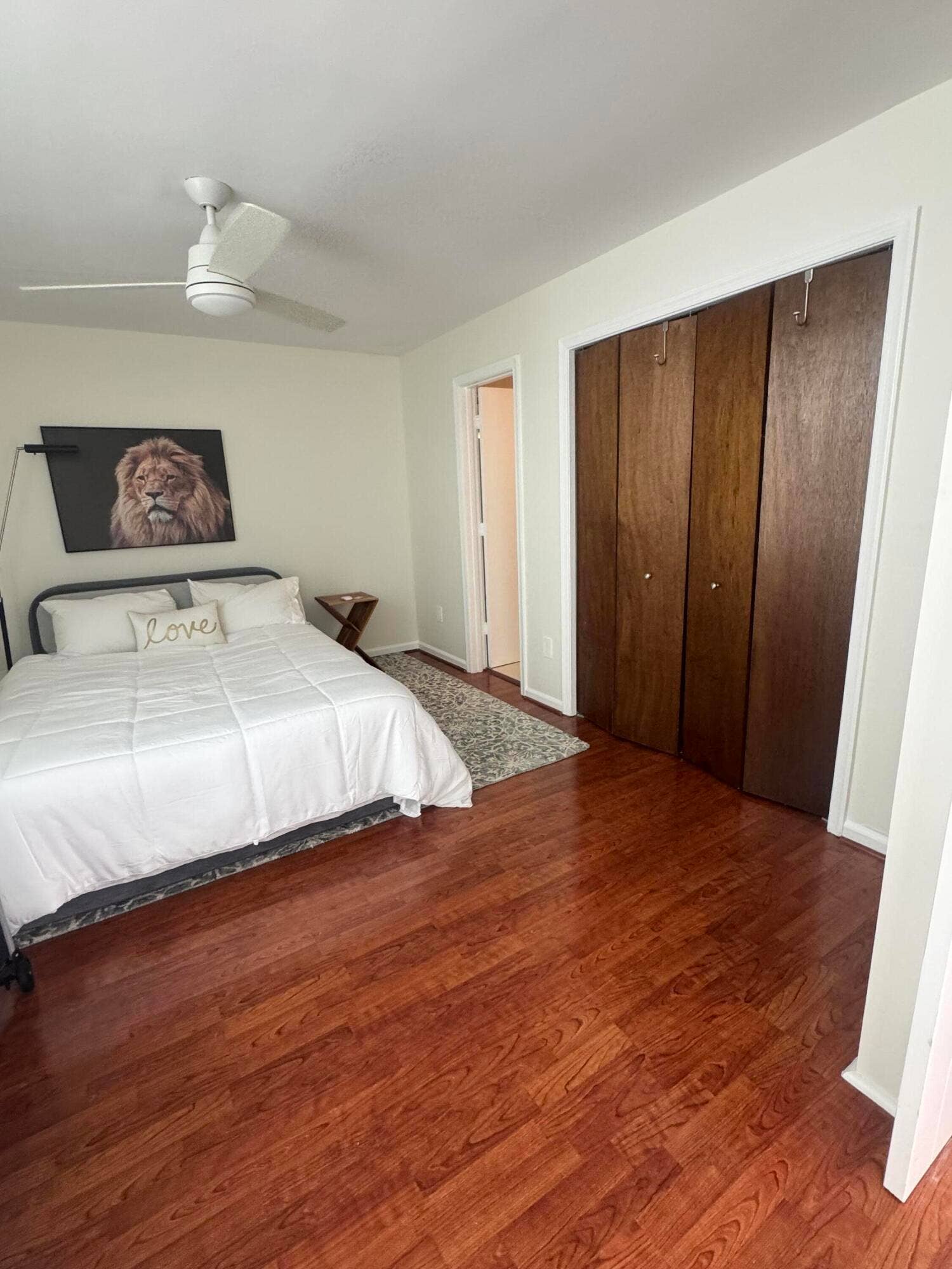 1127 BOCA COVE Lane, Highland Beach, FL 33487 Rich wood-finish flooring complements the neutral wall tones