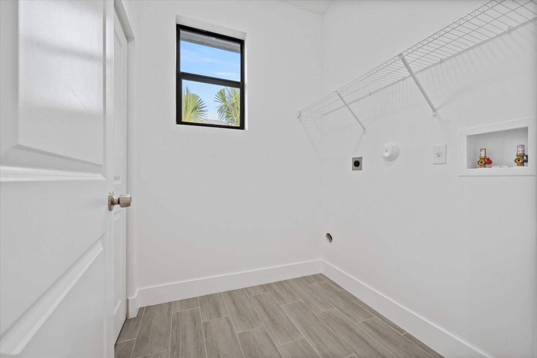 Model Interior