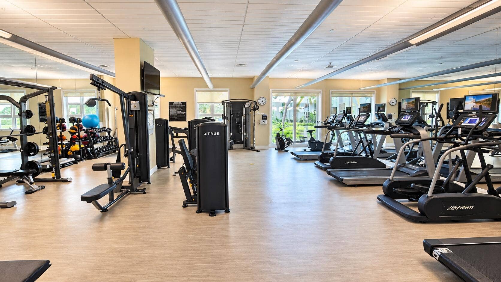 403 S SAPODILLA Avenue, #717, West Palm Beach, FL 33401 21