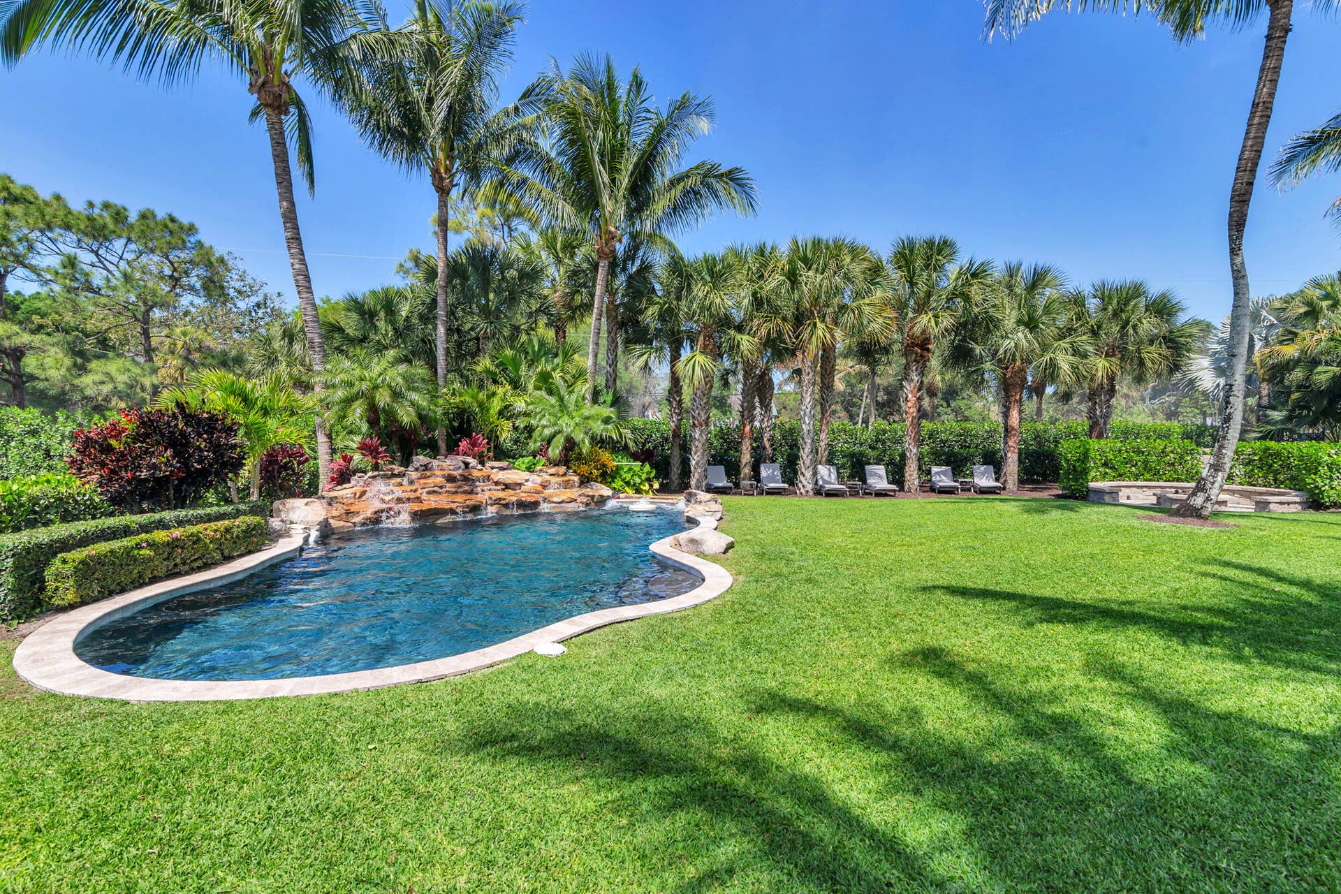 Tropical Pool