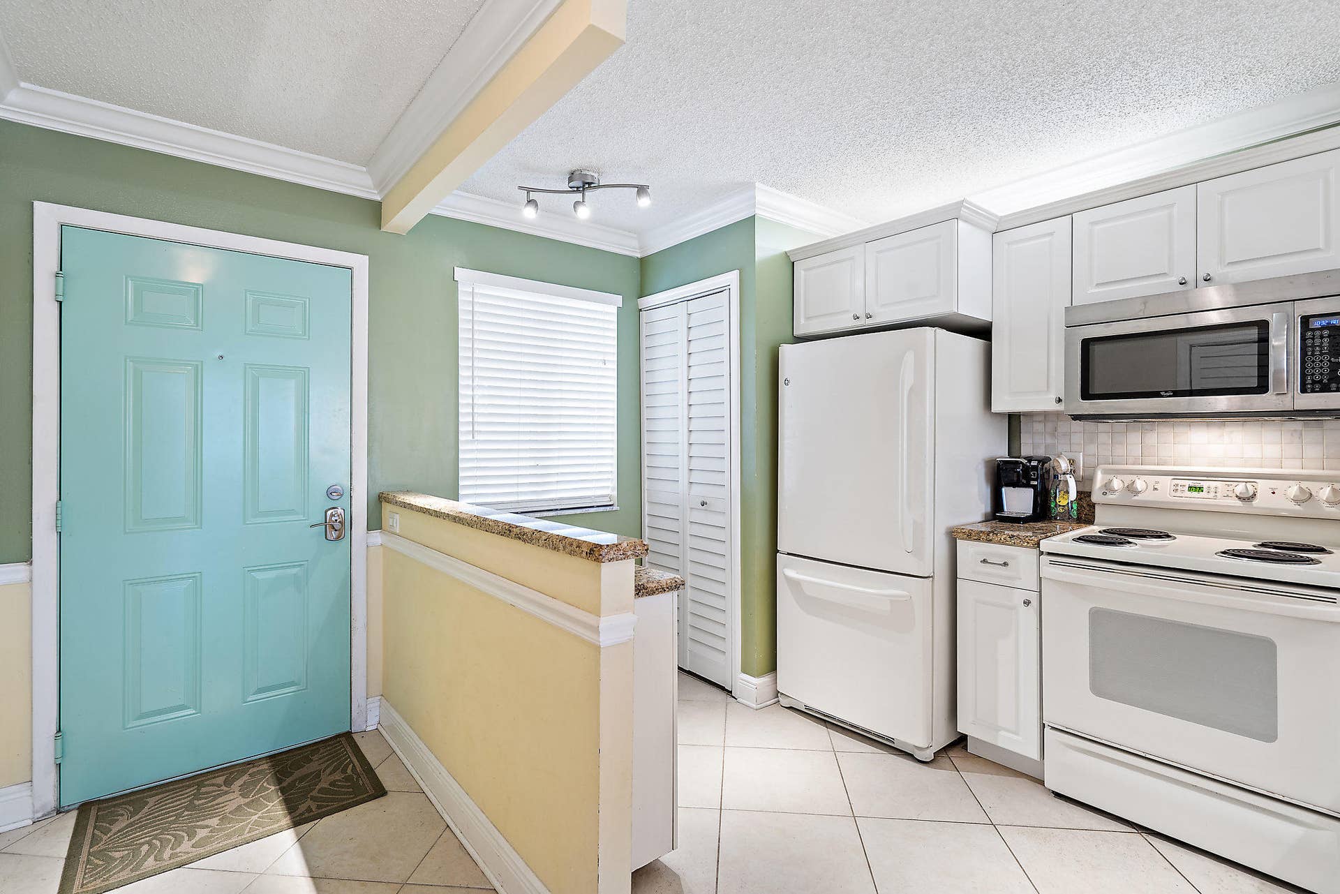 353 S US HIGHWAY 1, #B102, Jupiter, Jupiter, FL 33477 001-353SUSHwy1B102-Jupiter-FL-small