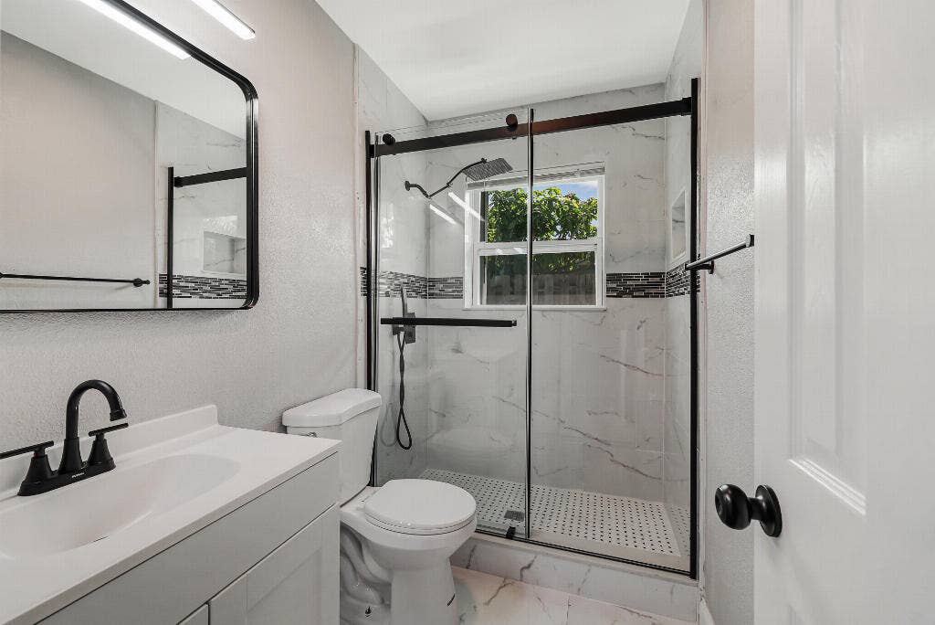 461 SE 3RD Avenue, Pompano Beach, FL 33060 42666_21_image-197577_10.14.2026