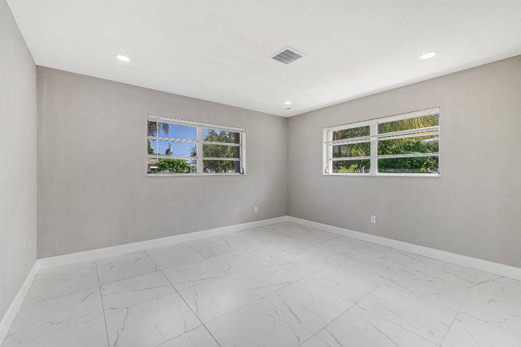 461 SE 3RD Avenue, Pompano Beach, FL 33060 42666_19_image-197575_10.14.2026