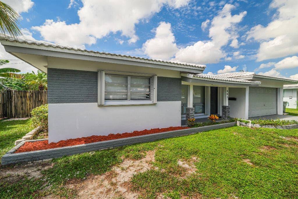 461 SE 3RD Avenue, Pompano Beach, FL 33060 42666_04_image-197559_10.14.2026