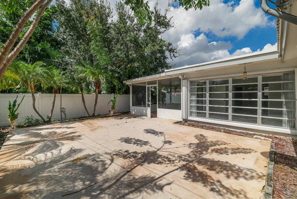461 SE 3RD Avenue, Pompano Beach, FL 33060 42666_27_image-197583_10.14.2026