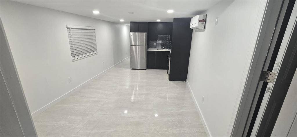5310 SW 23rd Terrace, #2, Fort Lauderdale, FL 33312 GetMedia (1)