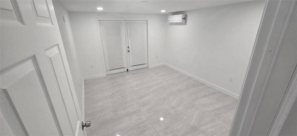5310 SW 23rd Terrace, #2, Fort Lauderdale, FL 33312 GetMedia (6)