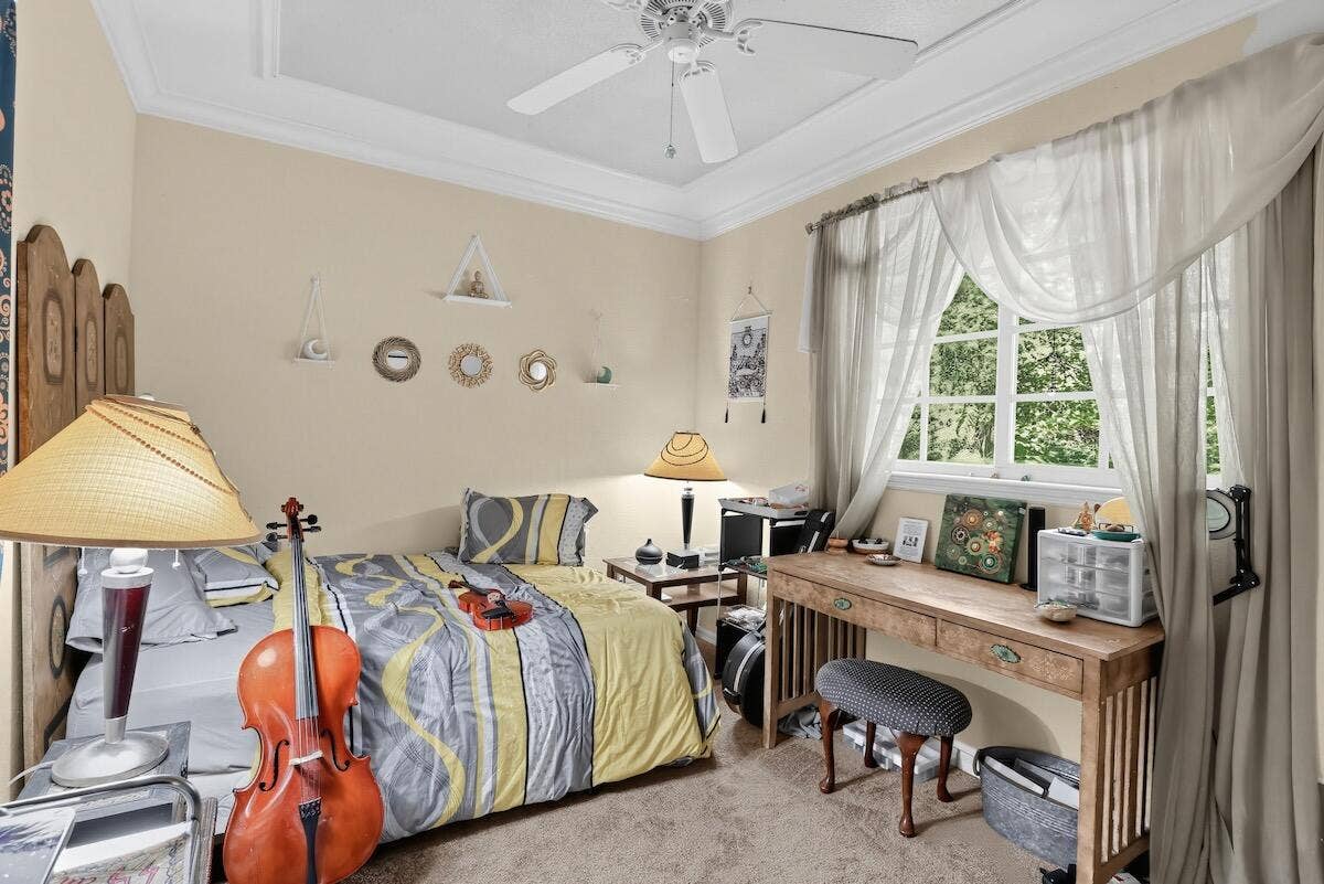 28_6918_W_Sample_Rd-Bedroom-7734