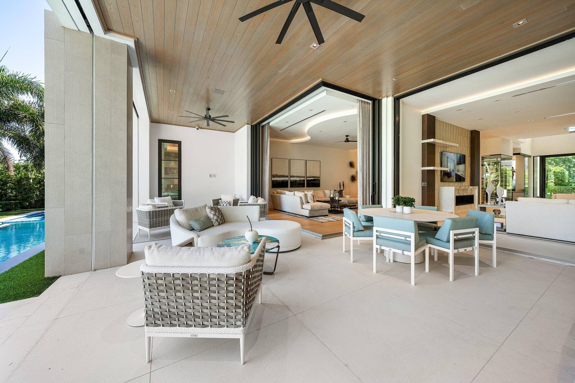 090-471RoyalPalmWay-BocaRaton-FL-33432-S