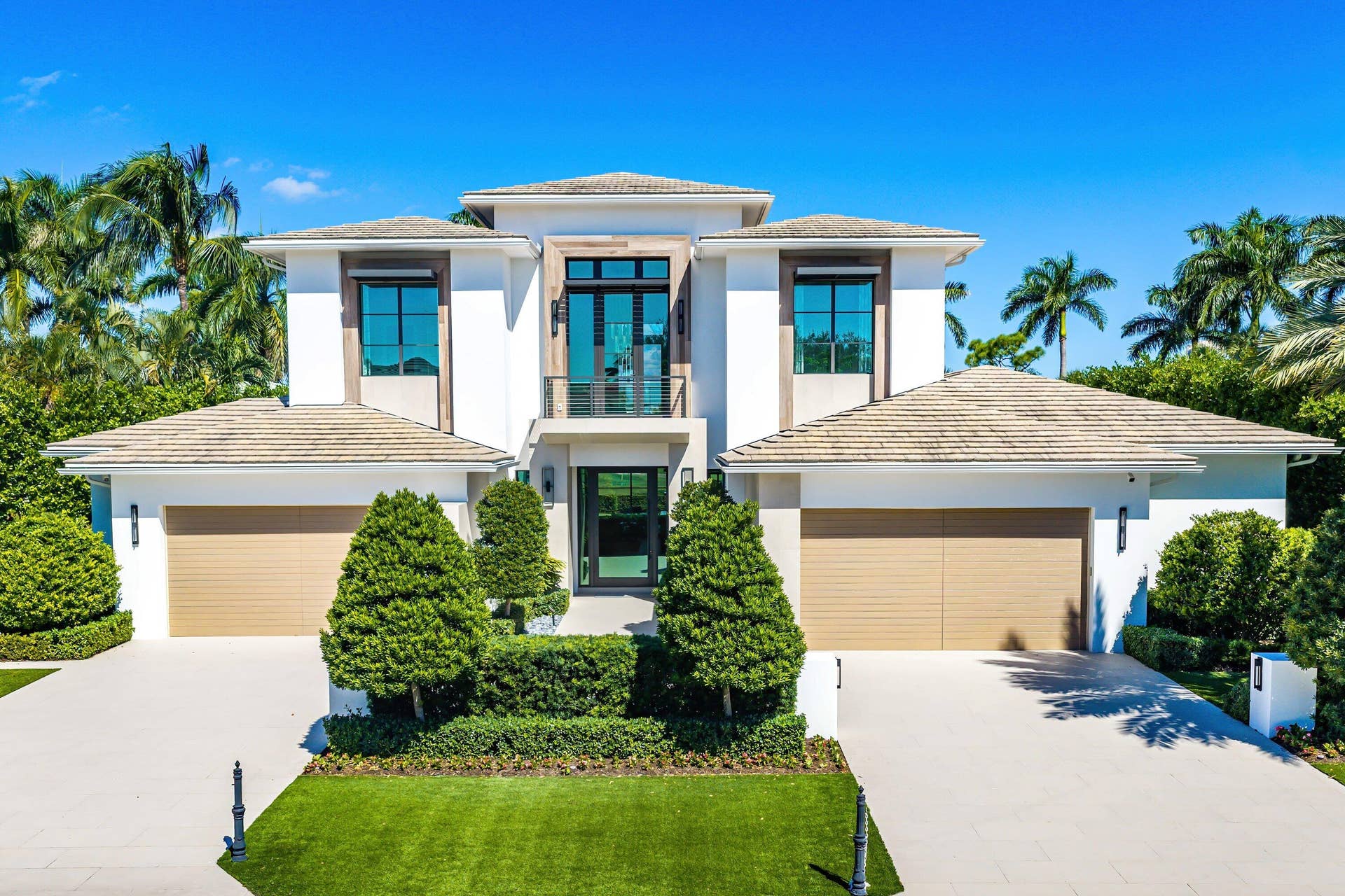 097-471RoyalPalmWay-BocaRaton-FL-33432-S