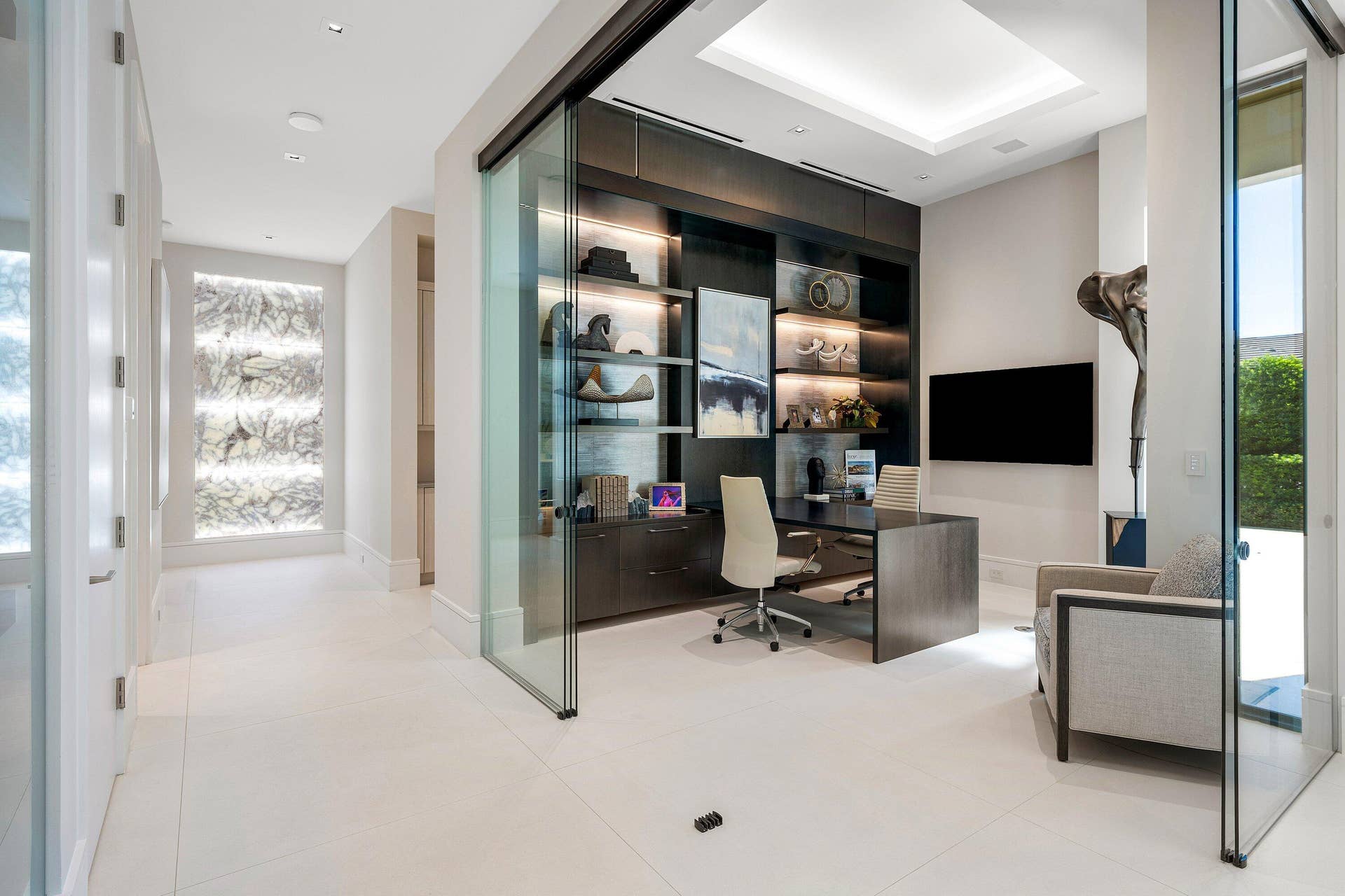022-471RoyalPalmWay-BocaRaton-FL-33432-S