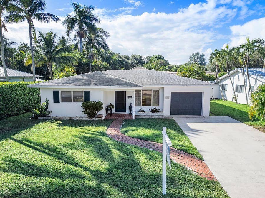 Property photo for 102 NW 12TH Street, Delray Beach, FL