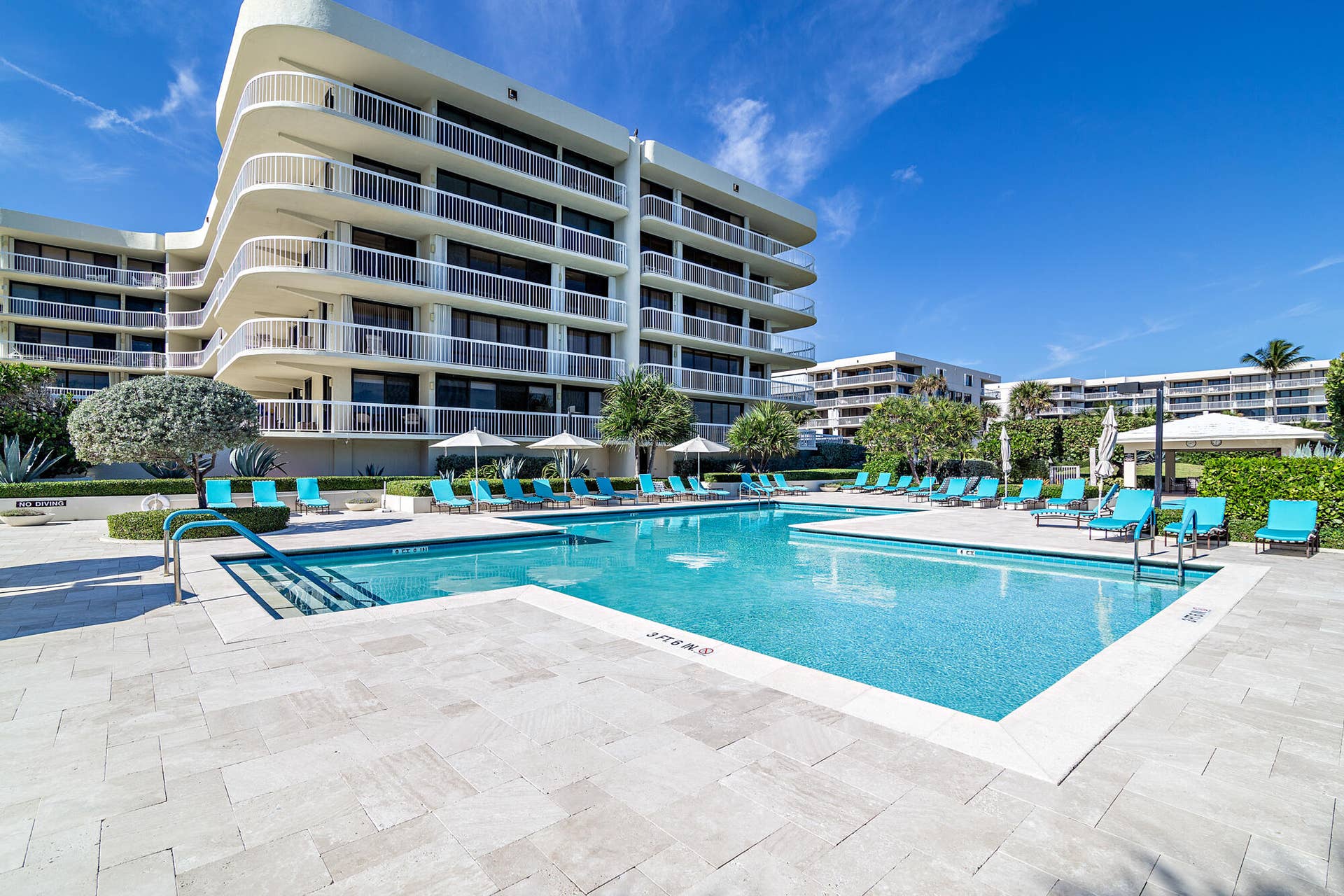 3300 S OCEAN Boulevard, #407N, Palm Beach, FL 33480 Pool