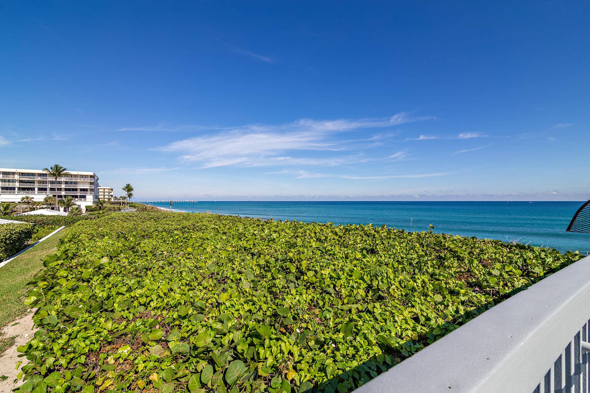 3300 S OCEAN Boulevard, #407N, Palm Beach, FL 33480 Direct Ocean Location