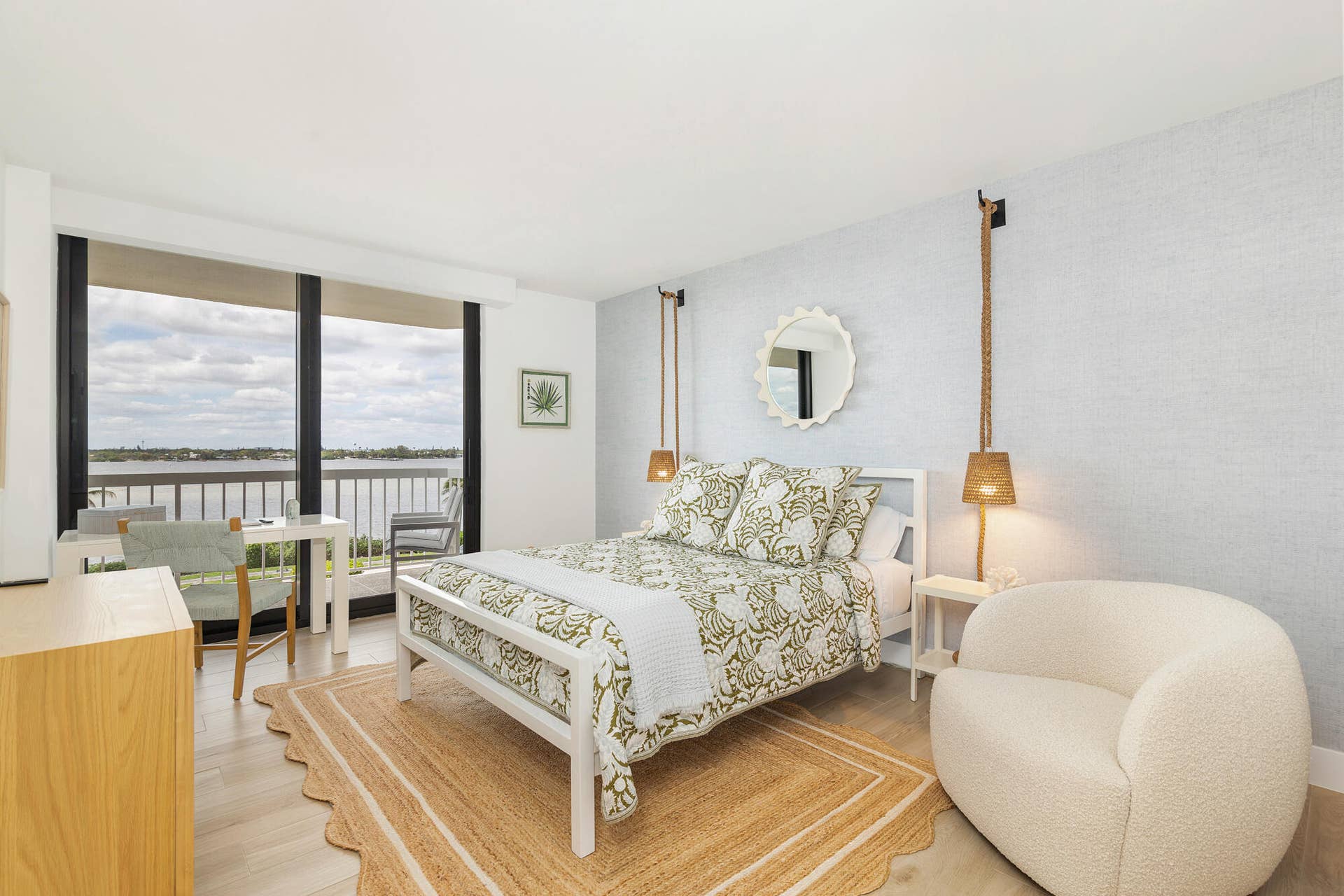 3300 S OCEAN Boulevard, #407N, Palm Beach, FL 33480 Guest Bedroom