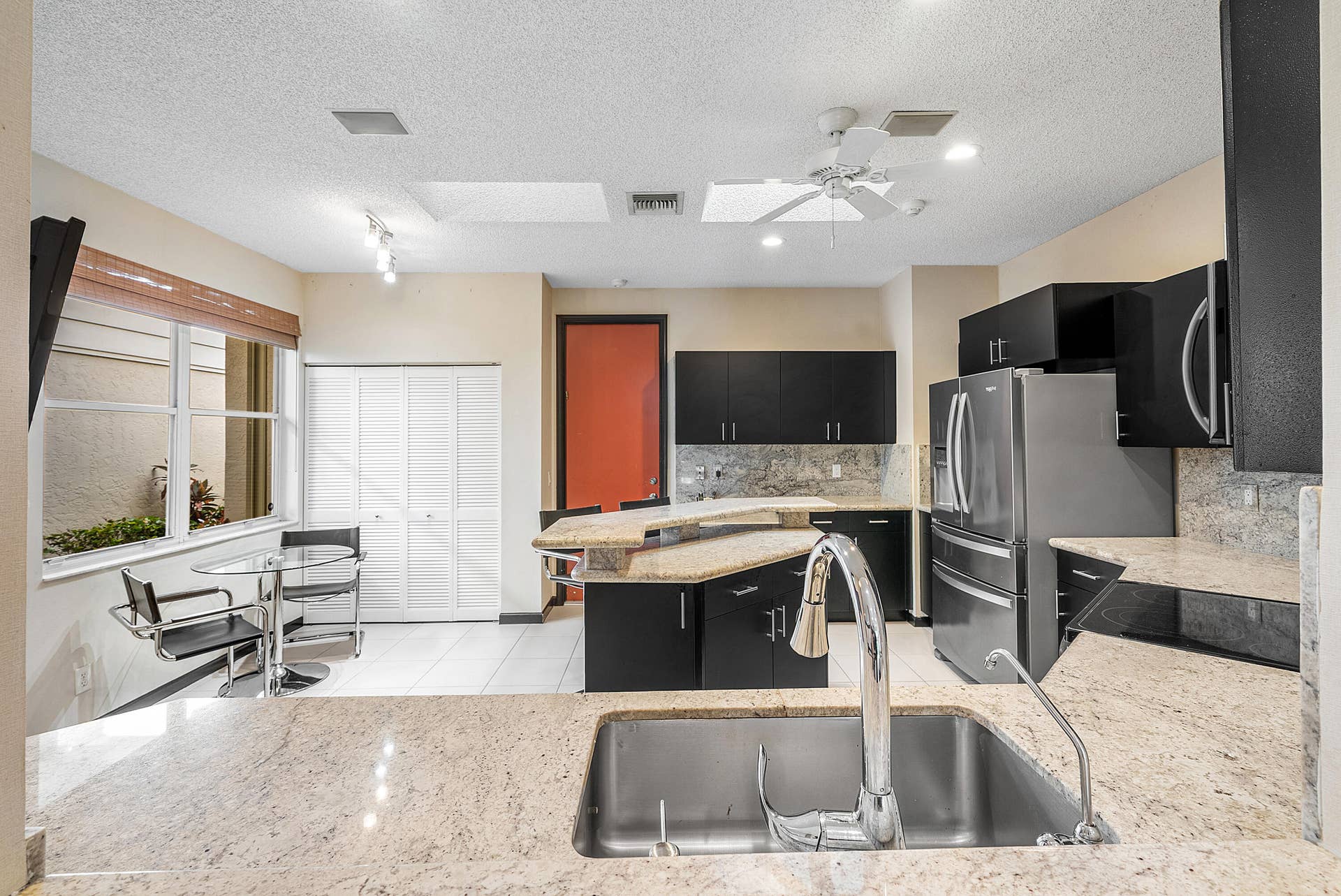 6220 SAN MICHEL Way, Delray Beach, FL 33484 Kitchen