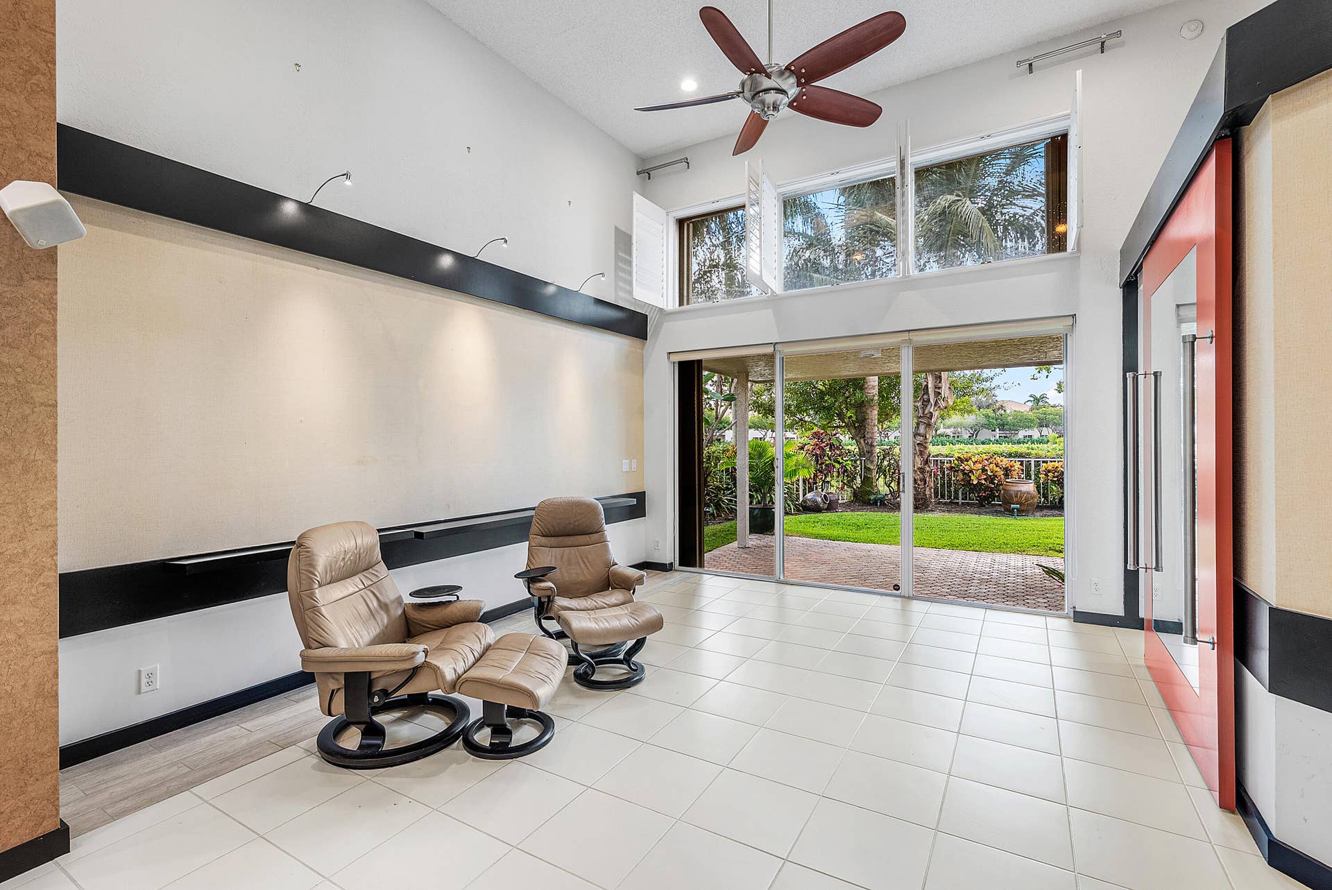 6220 SAN MICHEL Way, Delray Beach, FL 33484 Living Room