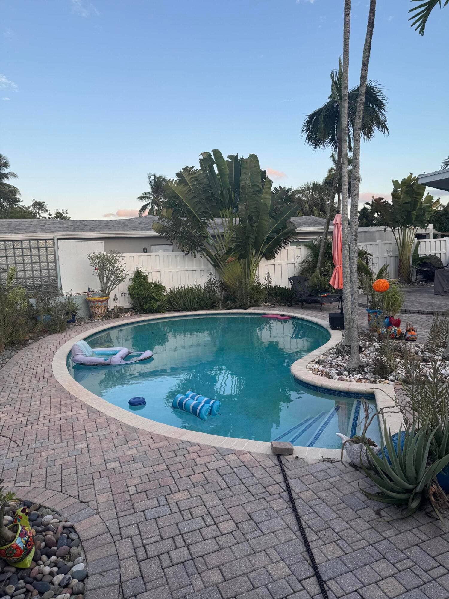 1744 W LAS OLAS Boulevard, Fort Lauderdale, FL 33312 IMG_5498