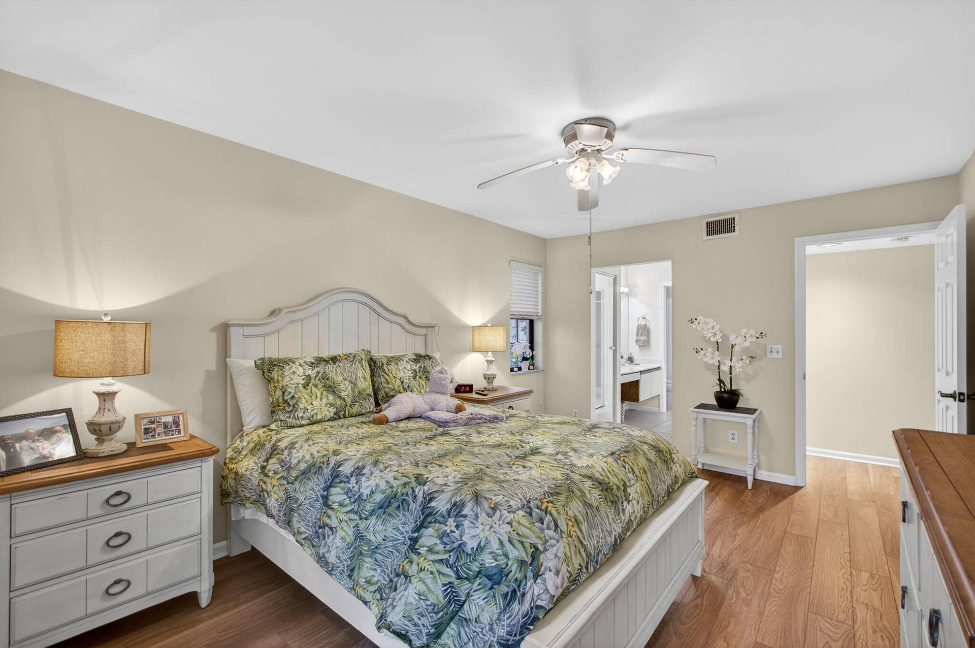 2041 Keystone Drive, #F, Jupiter, FL 33458 40-web-or-mls-5D1A7968