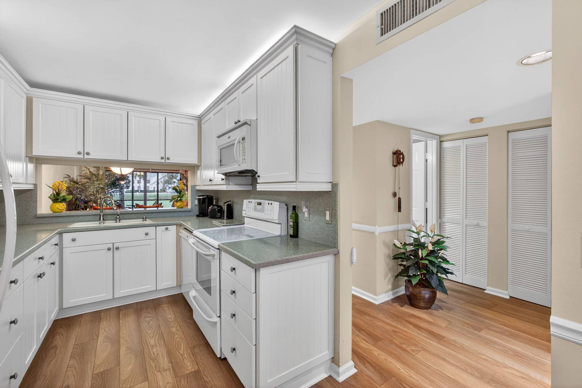 2041 Keystone Drive, #F, Jupiter, FL 33458 21-web-or-mls-5D1A8090