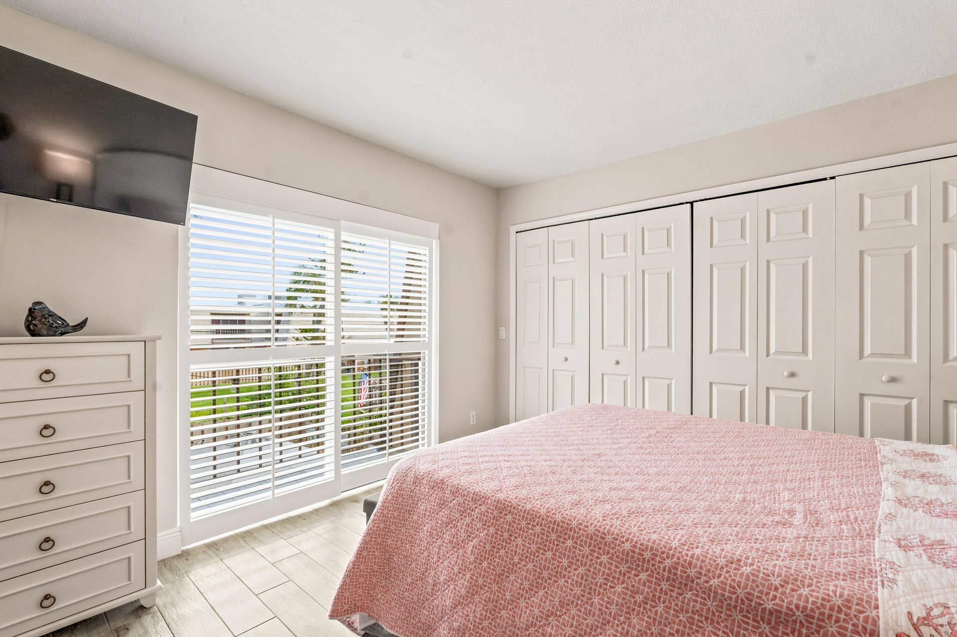 1166 6th Avenue, #15B, Vero Beach, FL 32960 1166 6th Avenue - 15B-056