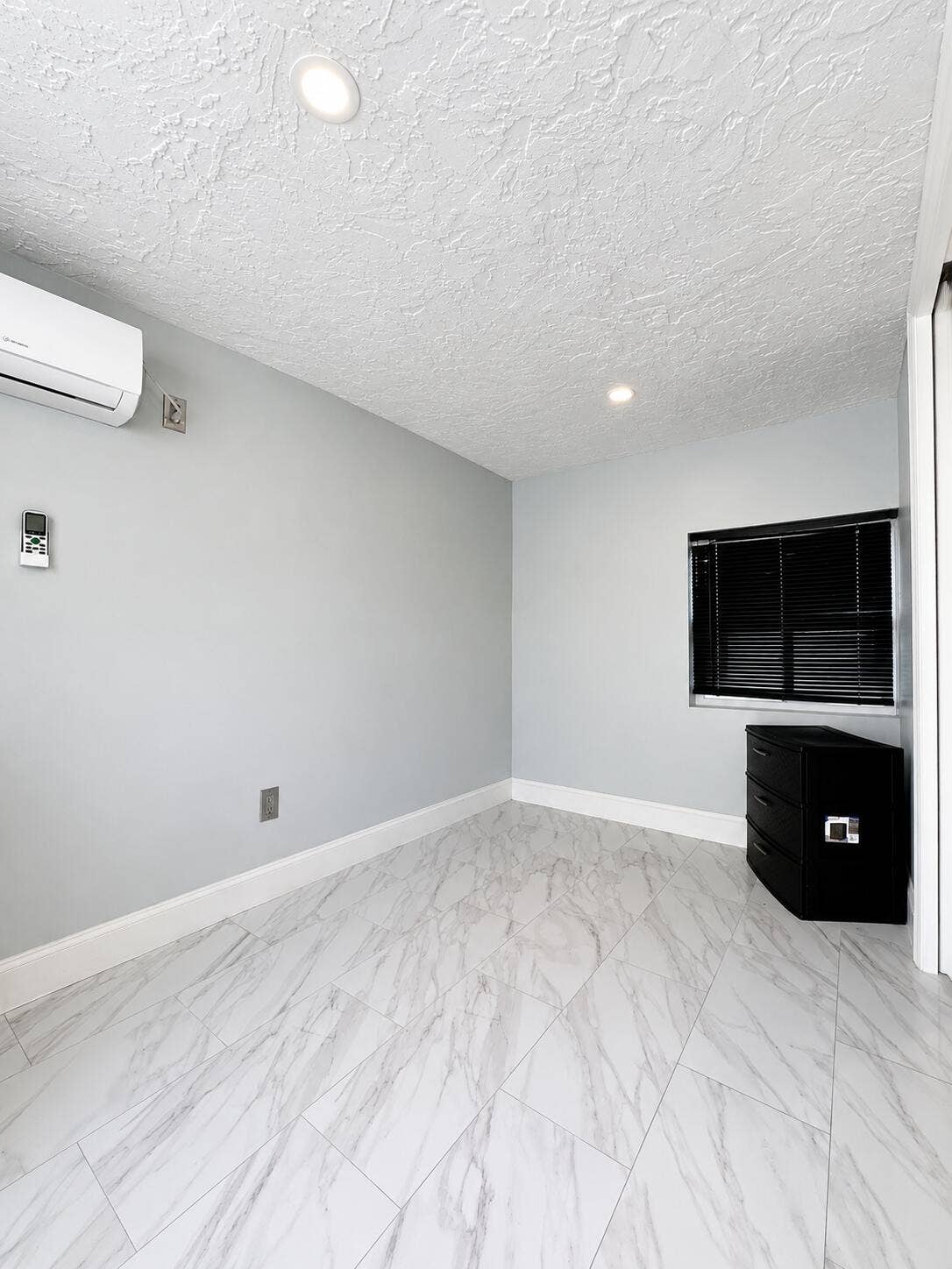 173 W 16th Street, Riviera Beach, FL 33404 IMG_7002