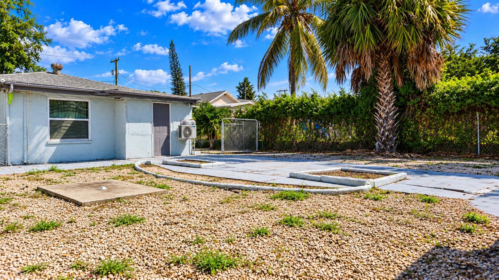 173 W 16th Street, Riviera Beach, FL 33404 7DB2FF8D-C016-4D3C-81D3-0351FC91ED7A