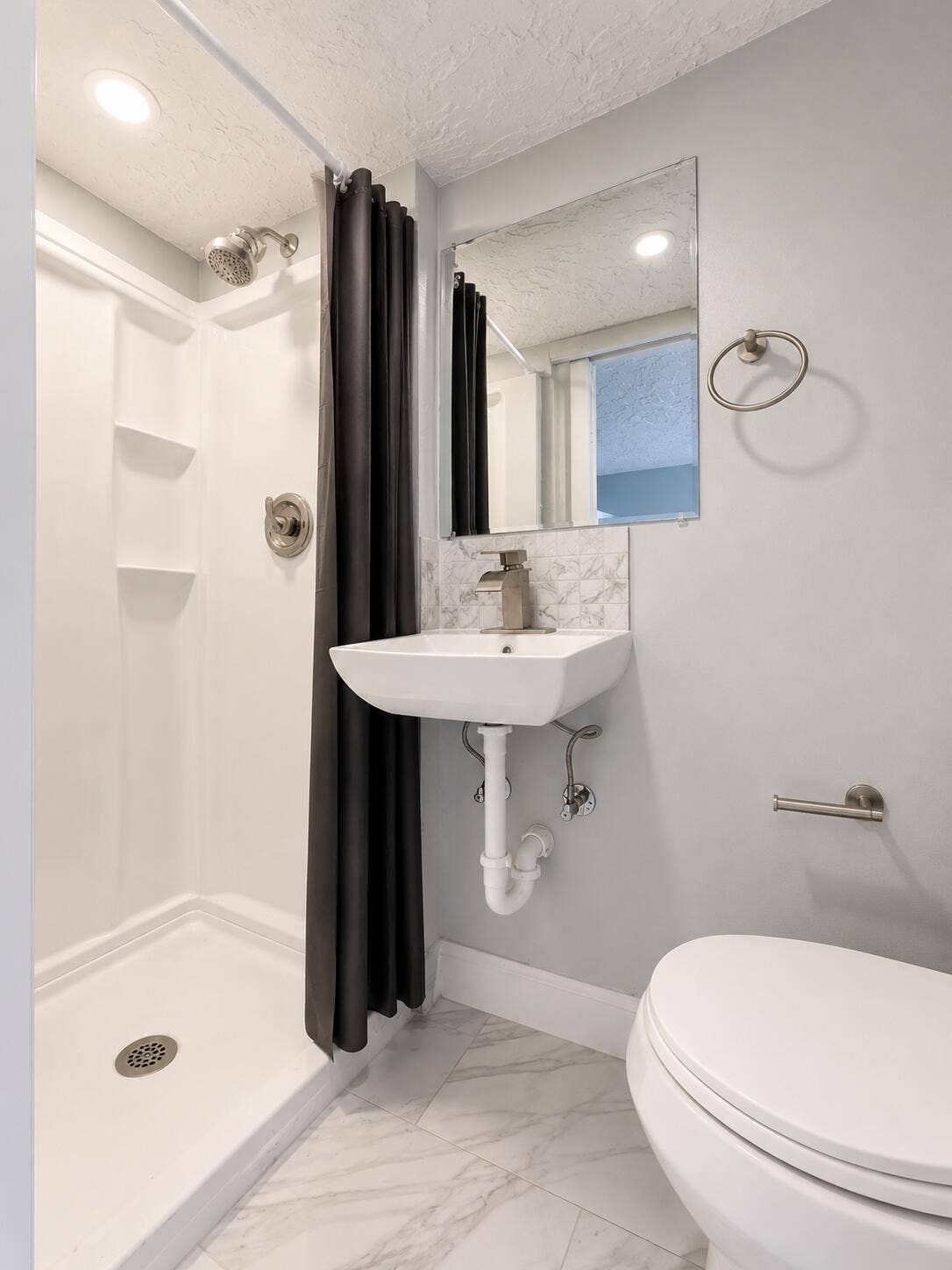 173 W 16th Street, Riviera Beach, FL 33404 IMG_7003