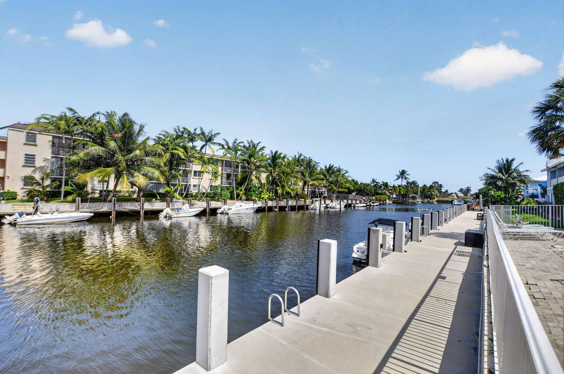 2107 NE 44th Street, Lighthouse Point, FL 33064 Community Dock & 6 Slips