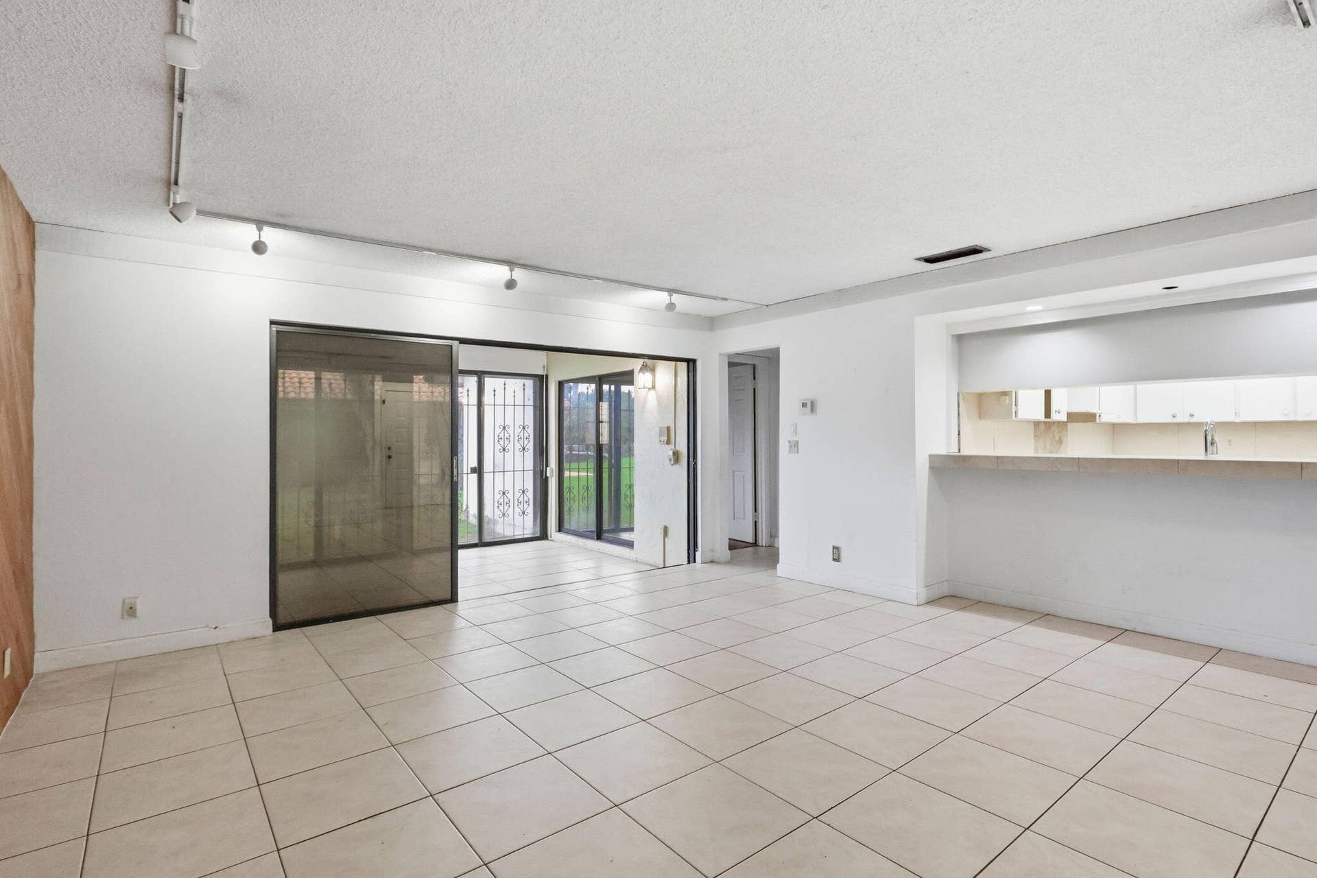 6850 TIBURON Drive, Boca Raton, FL 33433 6850 Tiburon Dr