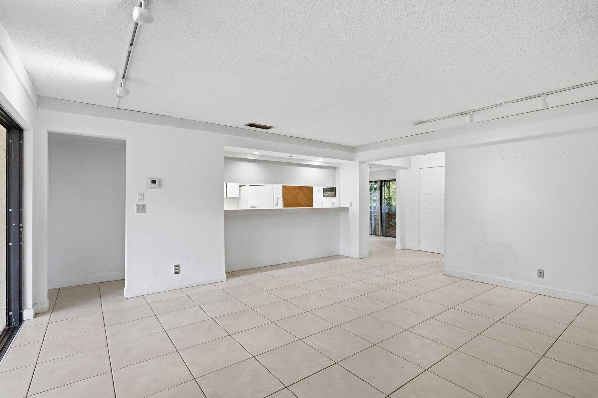 6850 TIBURON Drive, Boca Raton, FL 33433 6850 Tiburon Dr