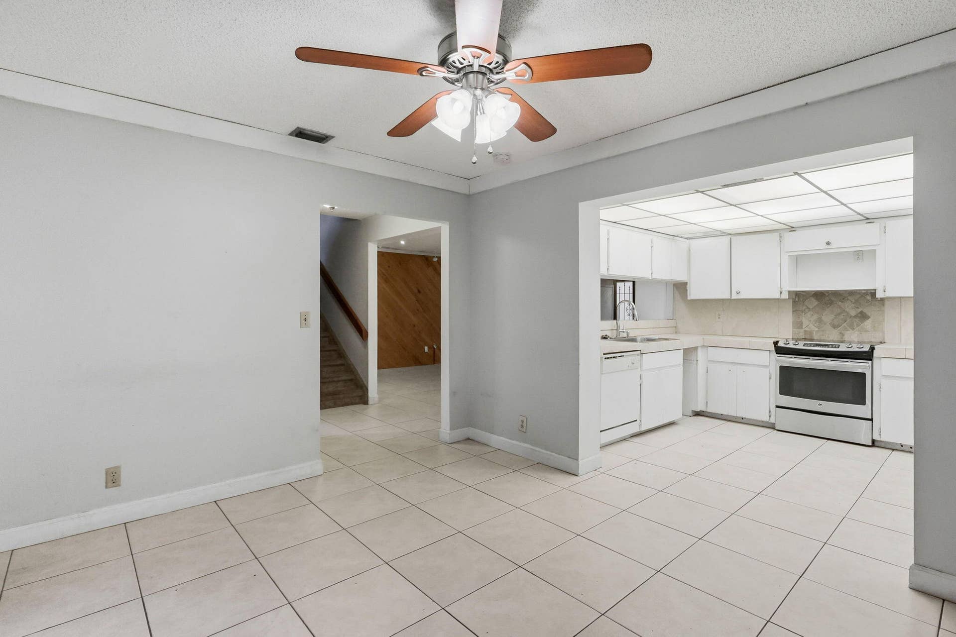 6850 TIBURON Drive, Boca Raton, FL 33433 6850 Tiburon Dr