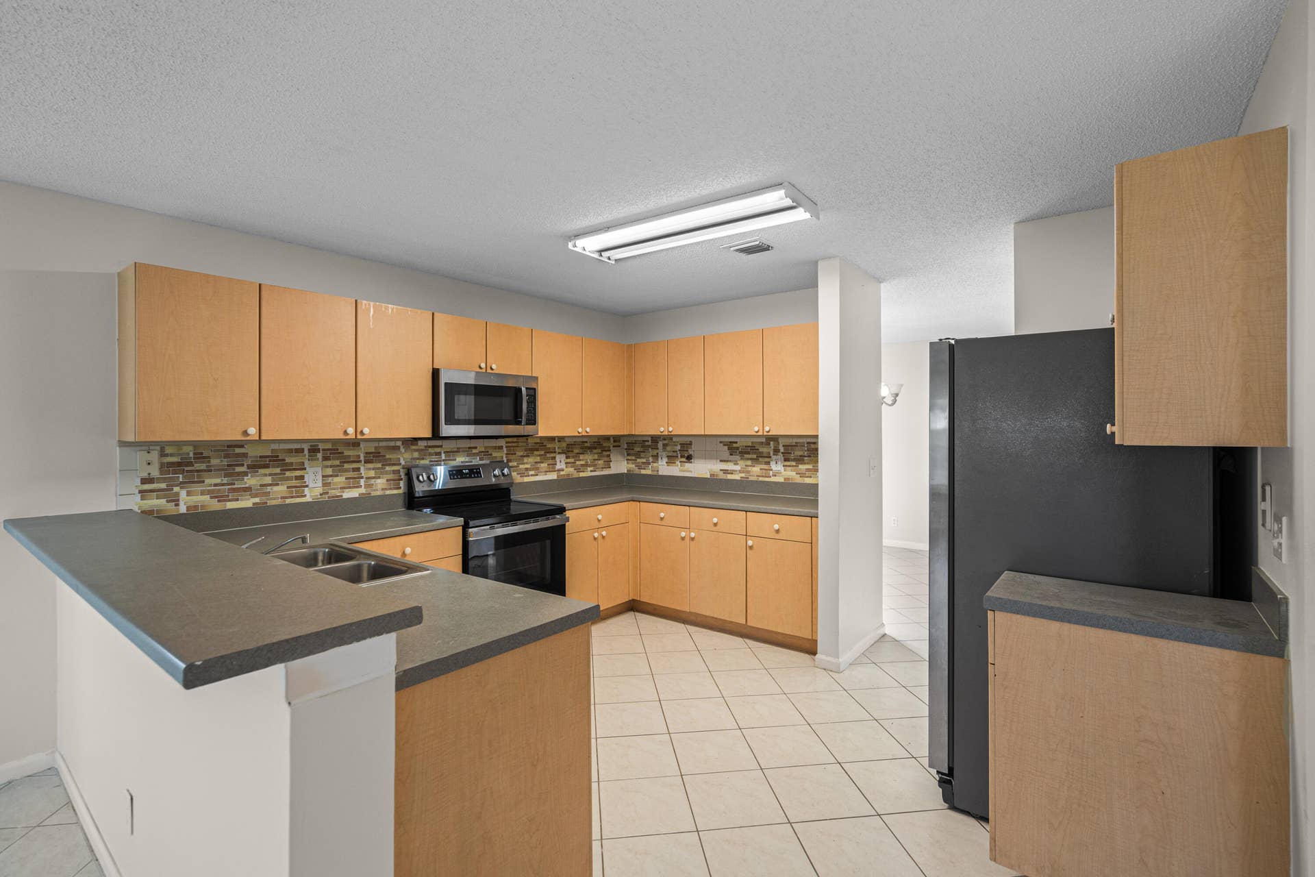 17621 SW 31ST Court, Miramar, FL 33029 DSC04936