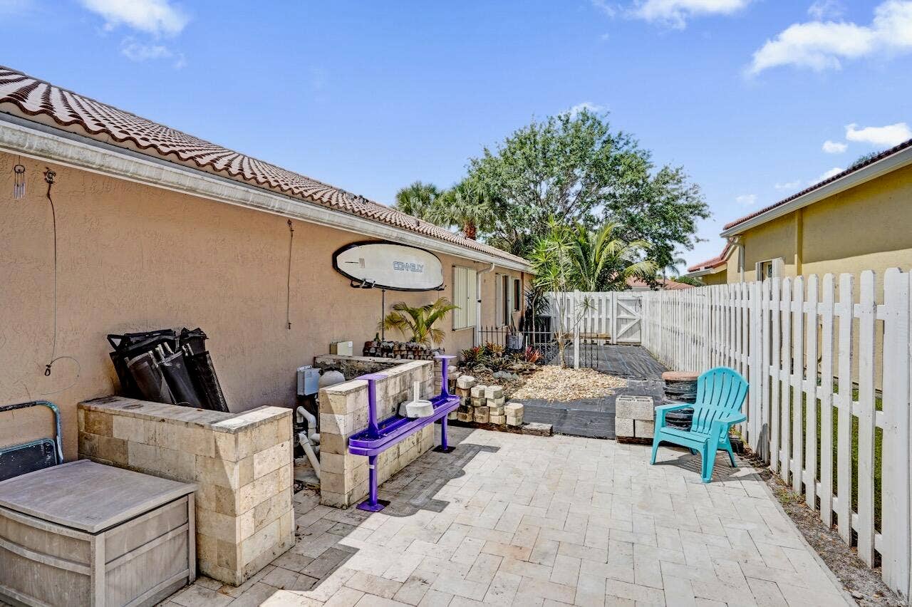 6214 SAND HILLS Circle, Lake Worth, FL 33463 Space has been left blank for you to design.