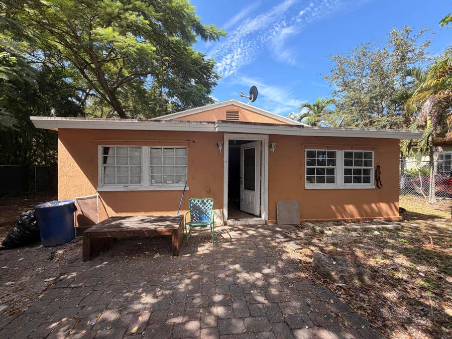 Property photo for 1122 SW 7TH Avenue, Delray Beach, FL